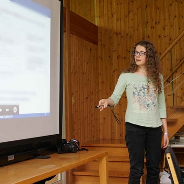 Ms. Kubinocova from ETH Zürich giving a presentation in the Department of Chemistry