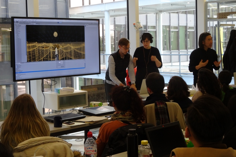 Demonstration  for students in the Master of Advanced Studies in Architecture and Digital Fabrication course 
