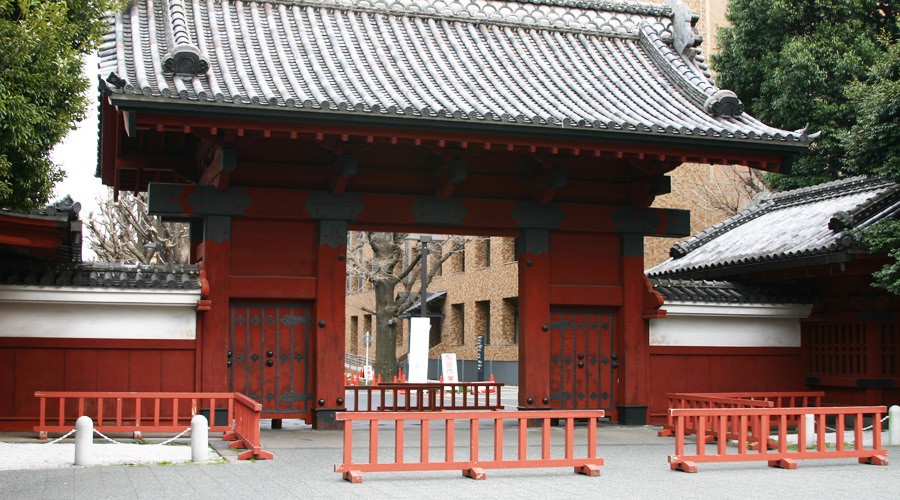 The University of Tokyo - Akamon Gate